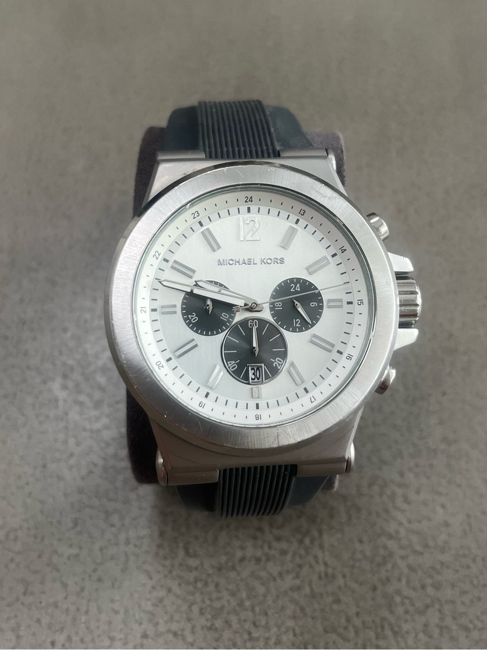 Michael Kors Steel Dylan Chron Gray Silicone strap
